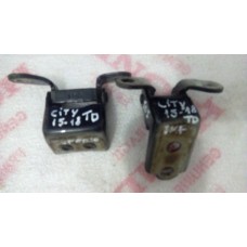 Dobradiça Porta Inferior Honda City 2015 2016 2017 2018 T.d 